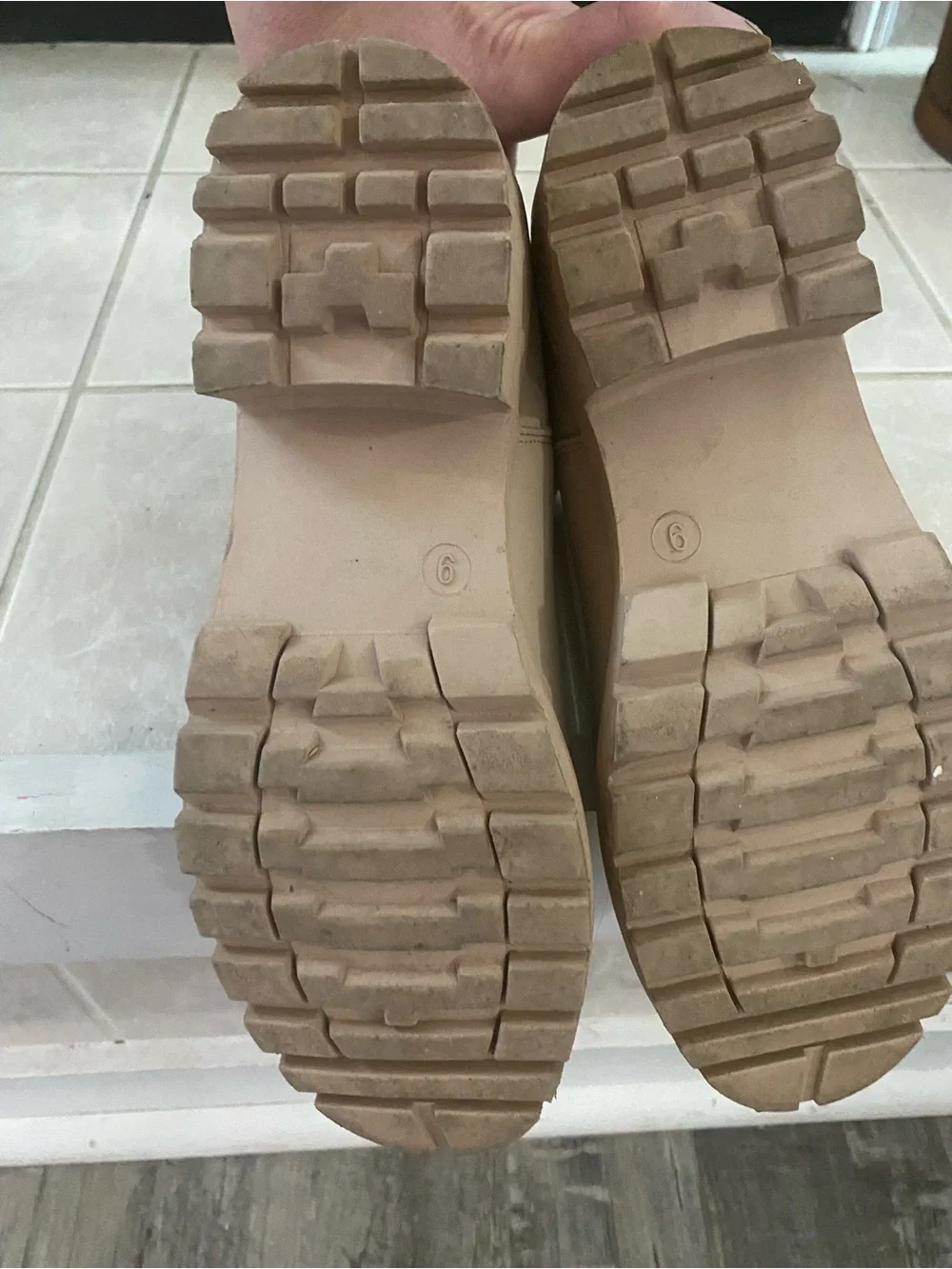 None light beige